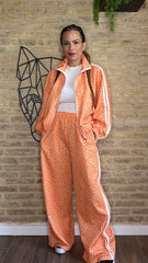 Conjunto Sport Raya Naranja ( REPOSICIÓN MAÑANA SABADO O LUNES )