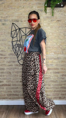 Pantalón Print Raya Roja