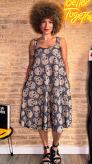 Vestido calaveras print ( licra fría )