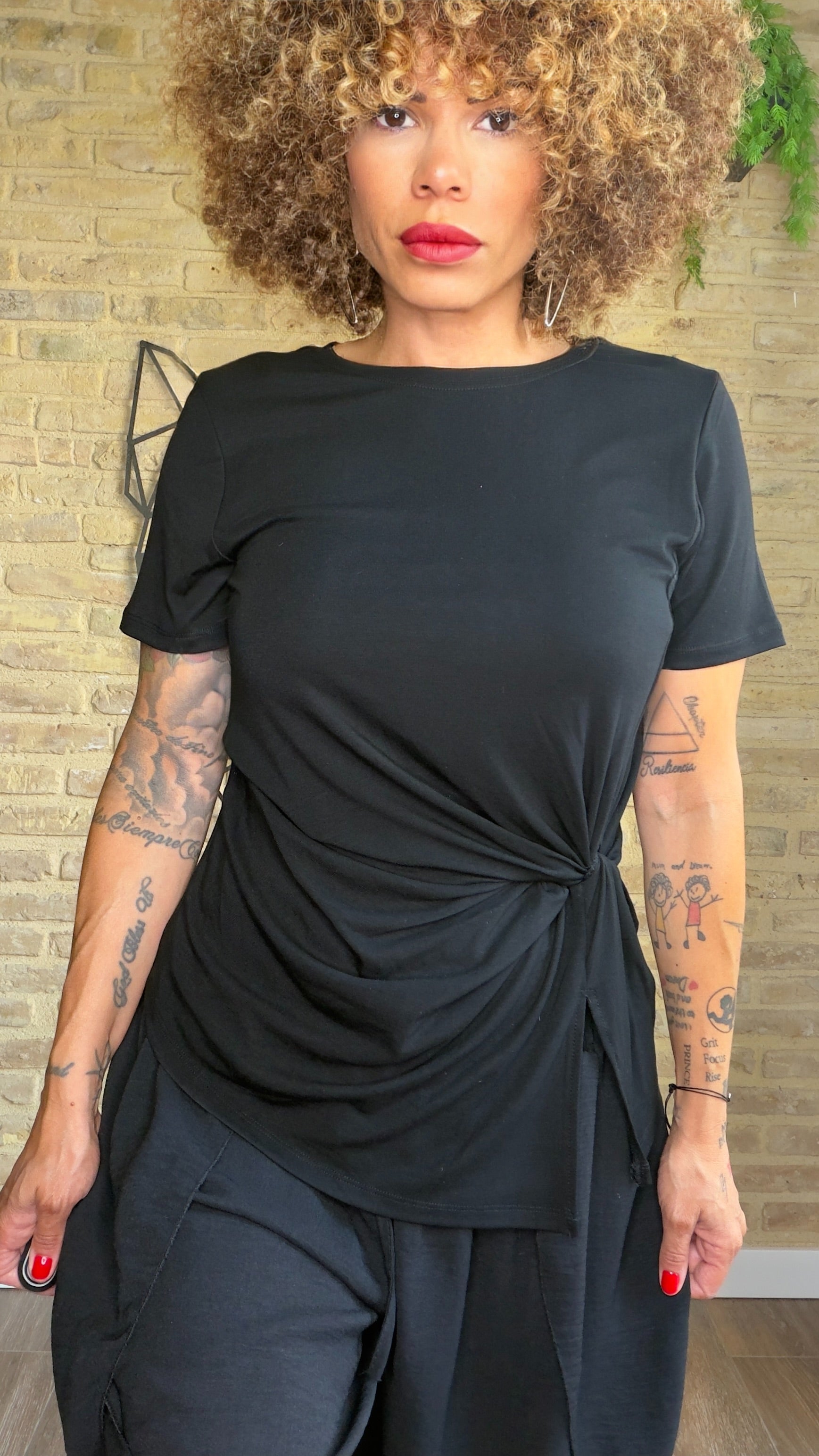 Camiseta Nudo Manga Corta