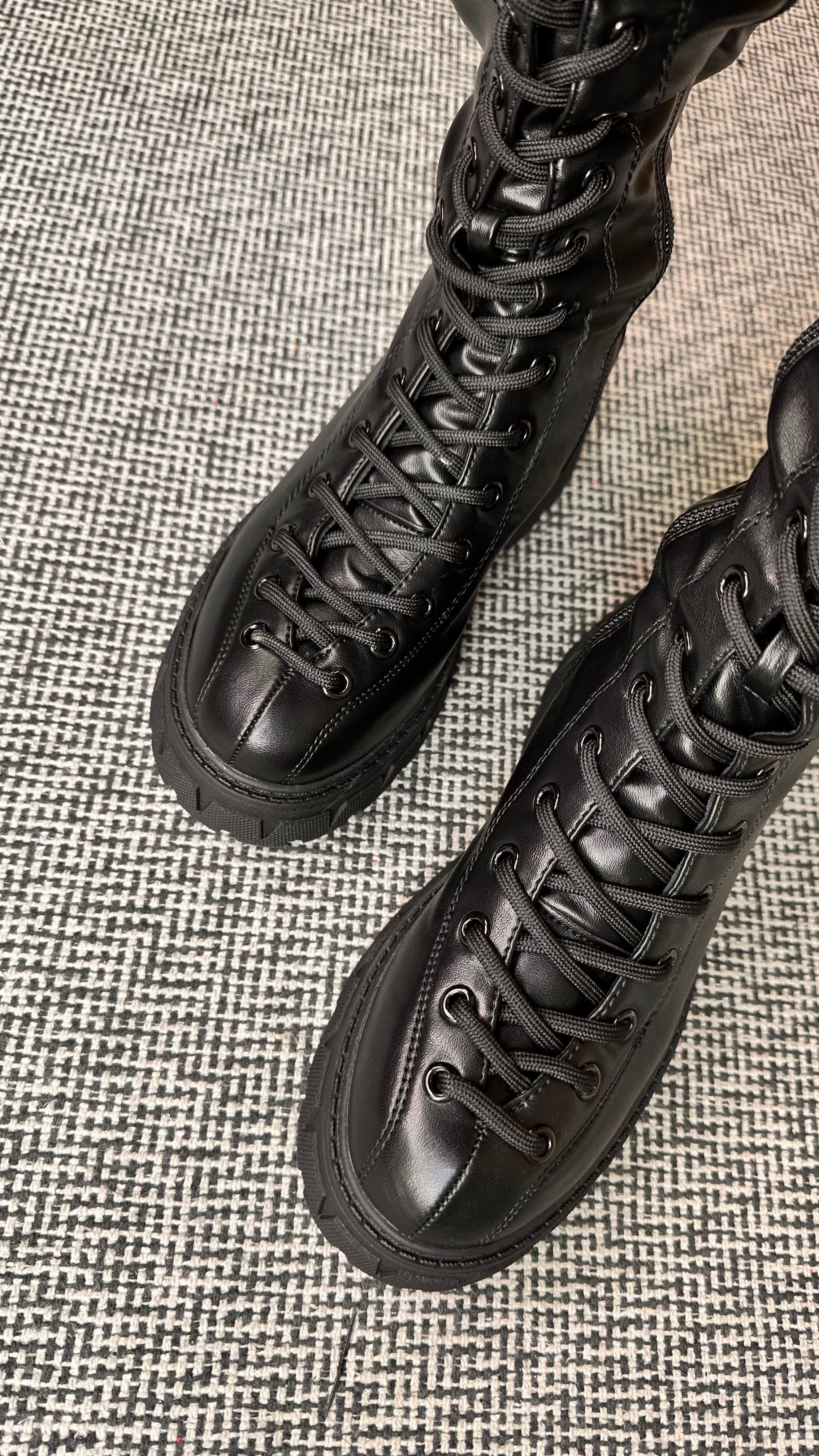 Botas Altas Cordones