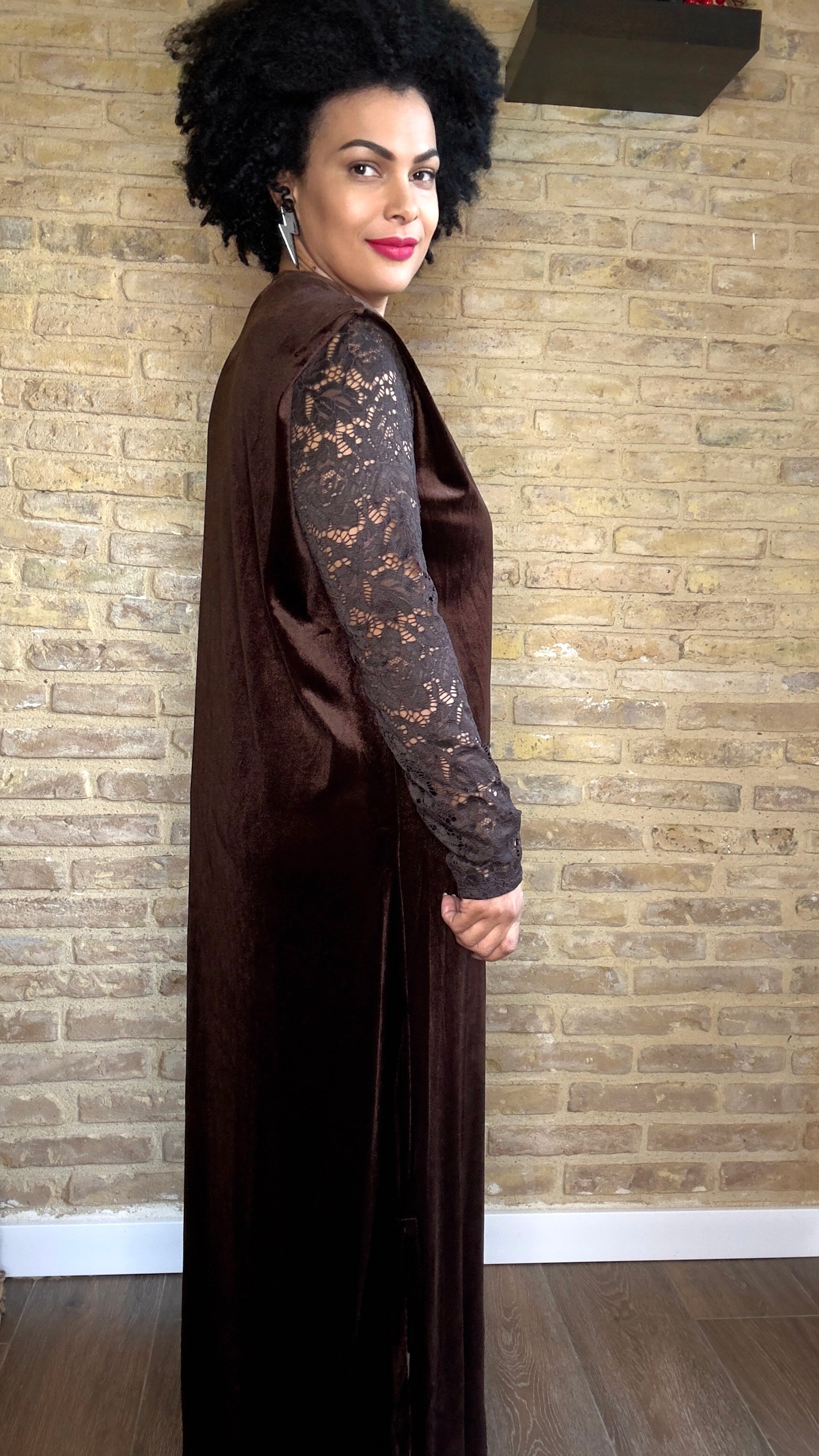 Vestido Choco Manga Encaje