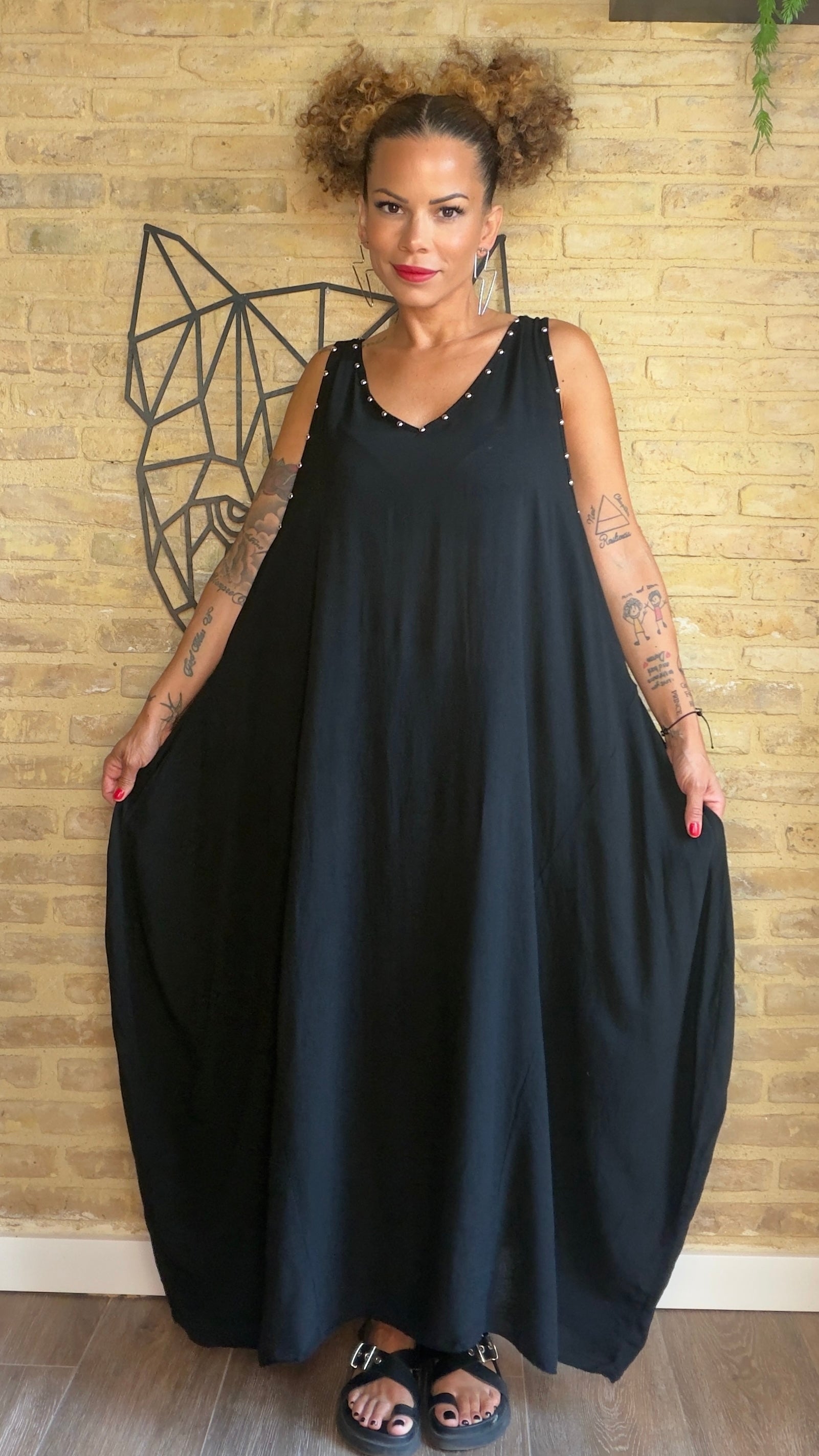 Vestido Largo Tachuelas