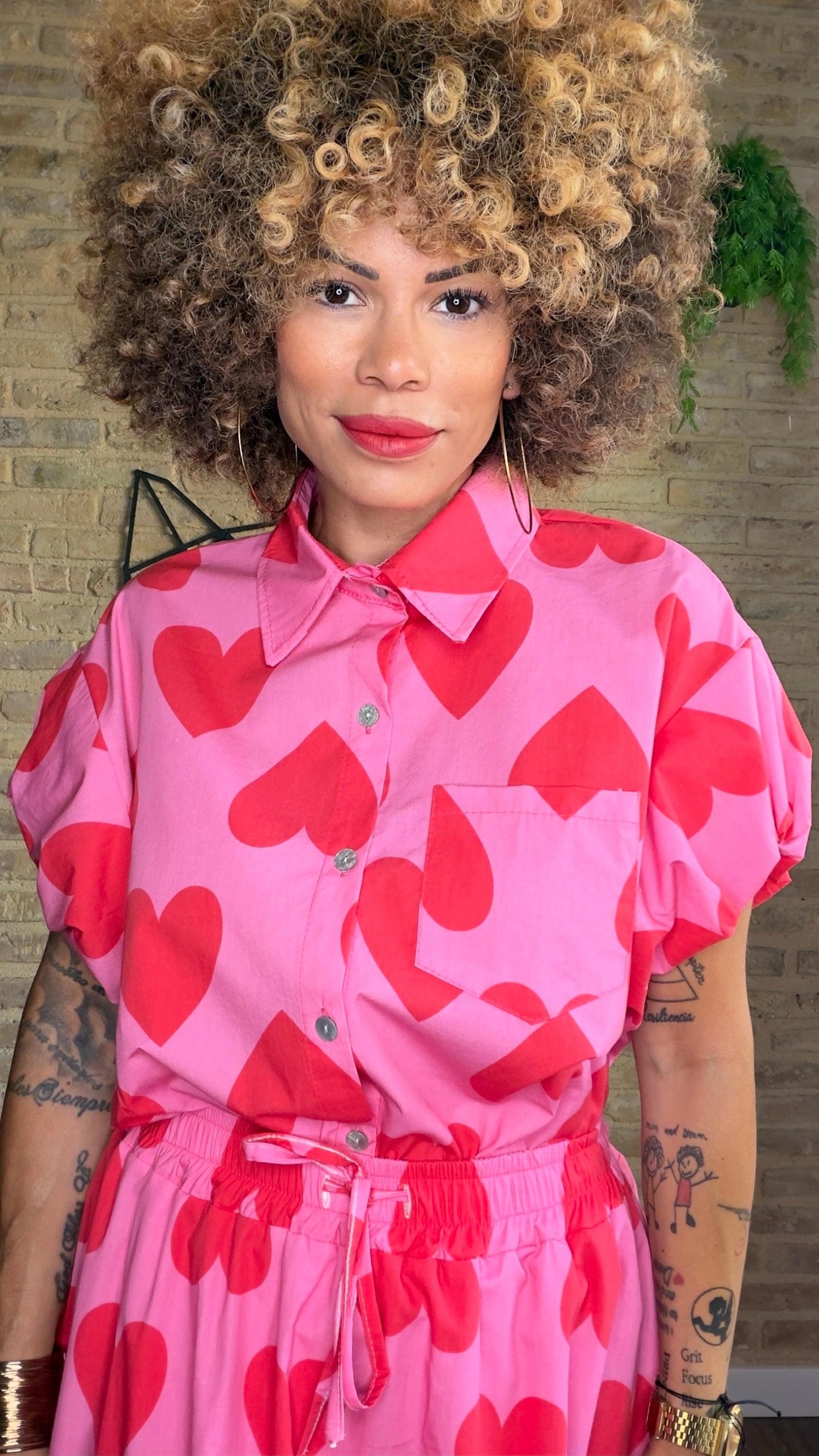 Camisa Corazones