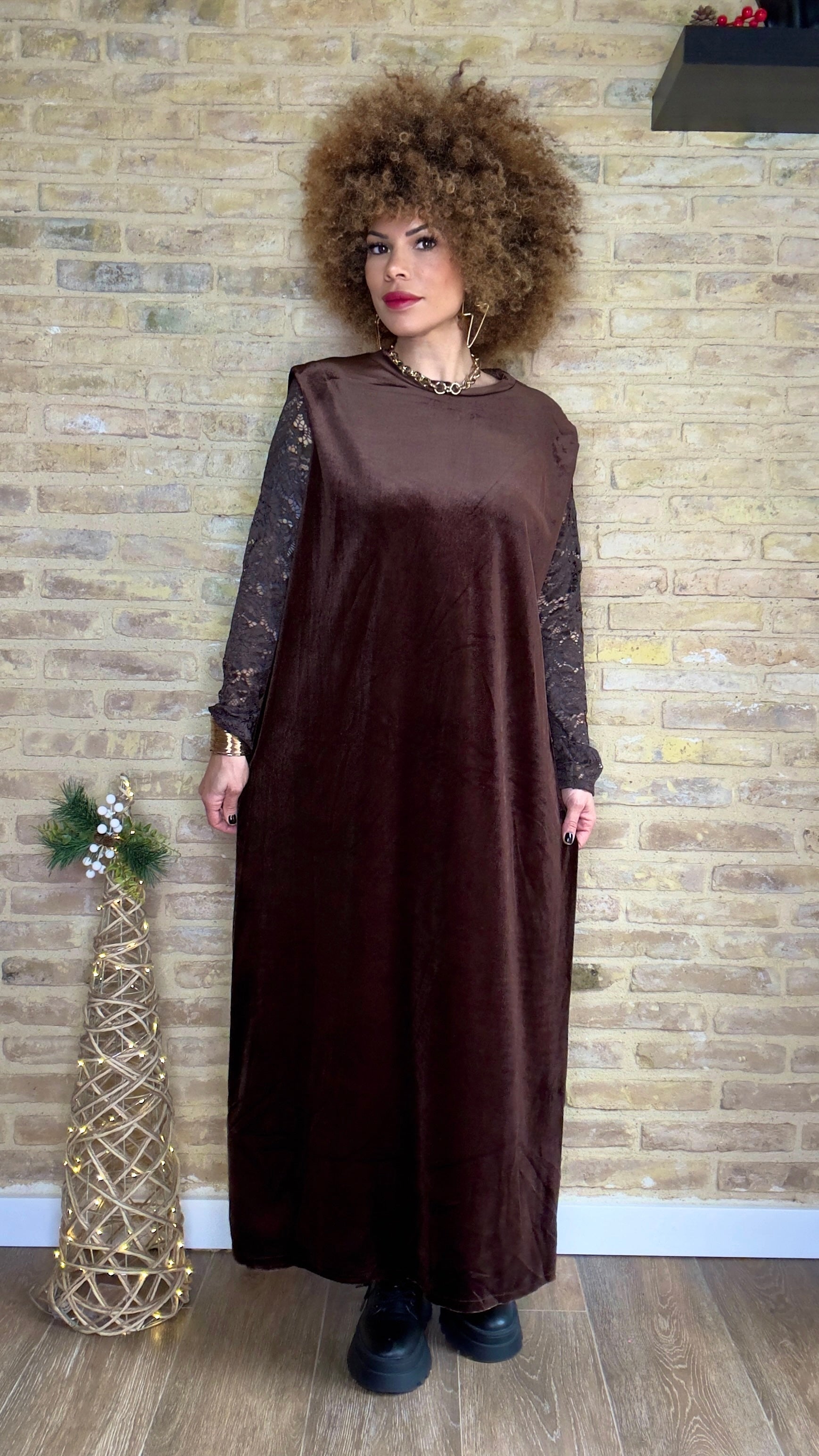 Vestido Choco Manga Encaje