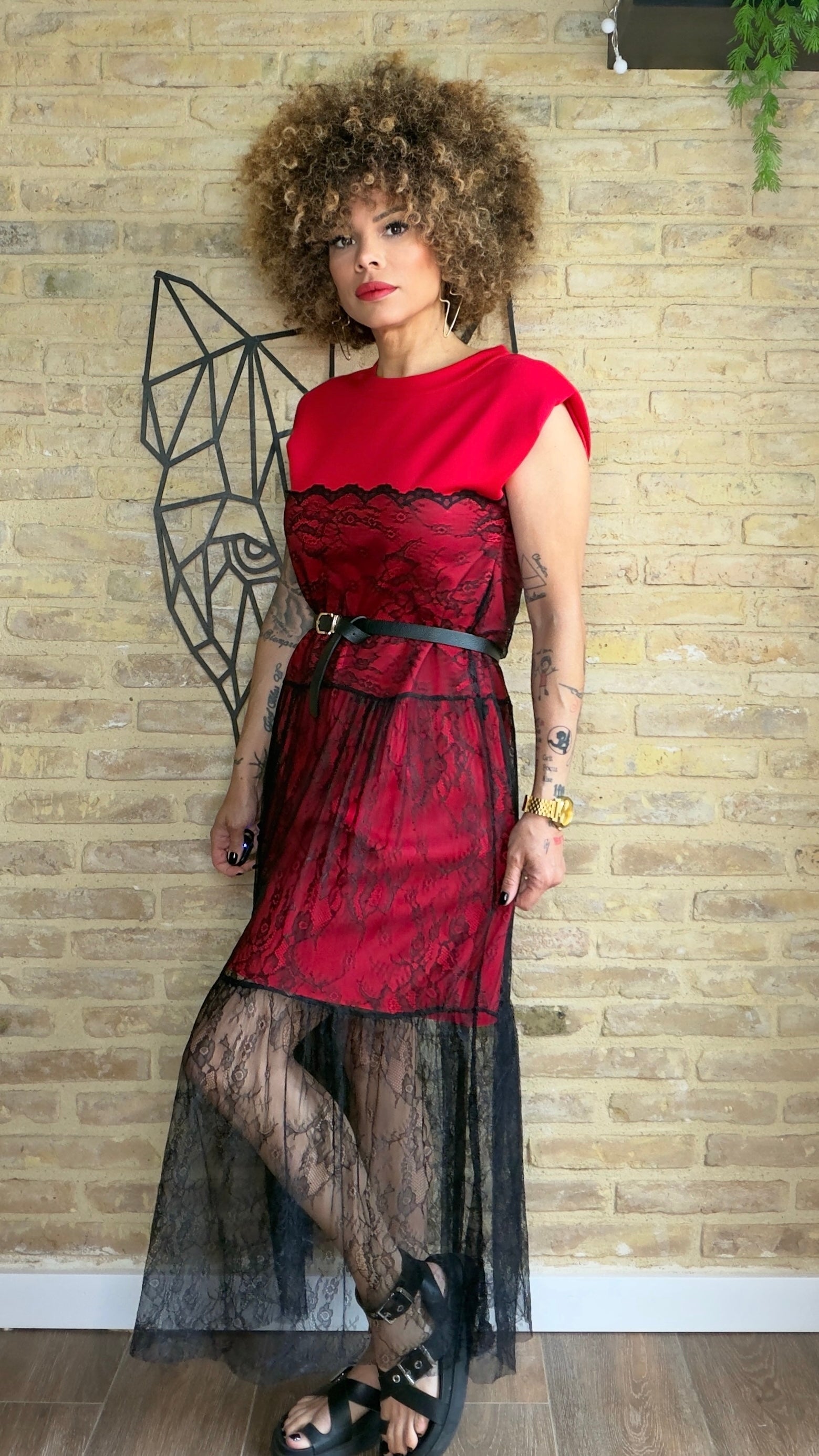Vestido Hombreras Puntilla