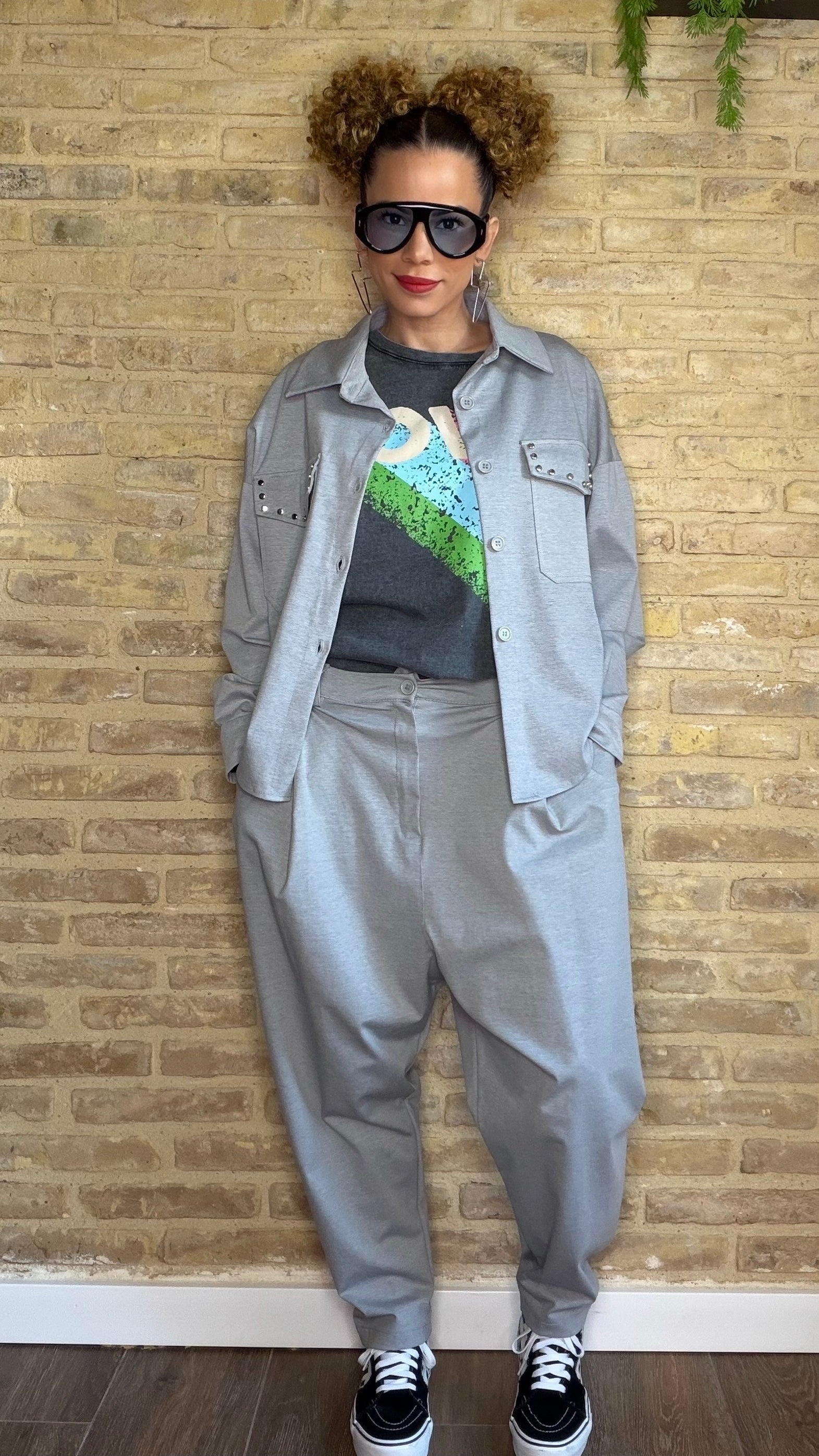 Pantalón Baggy Gris