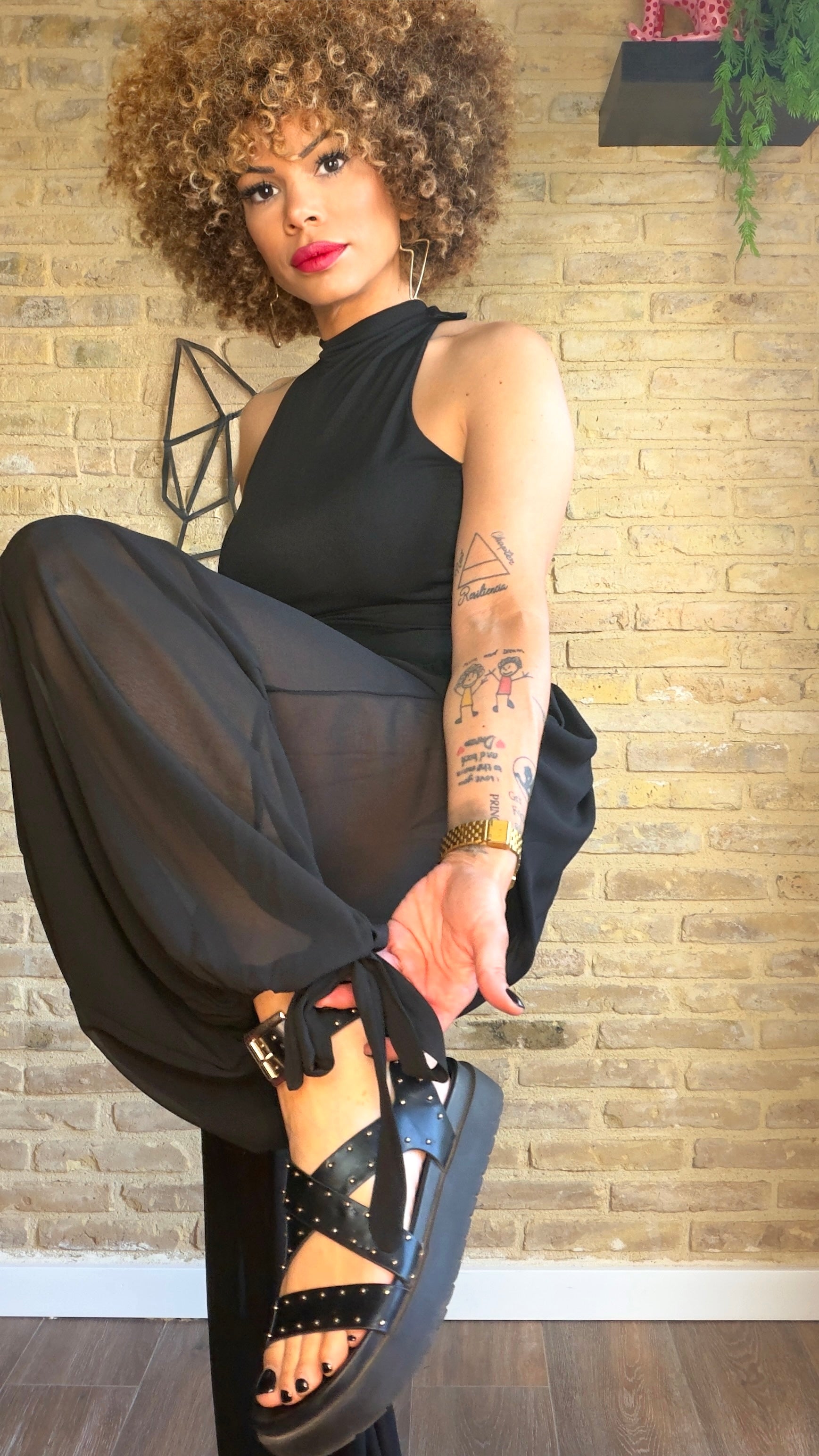 Mono Gasa  Halter ( se mandará Viernes 5 Junio )