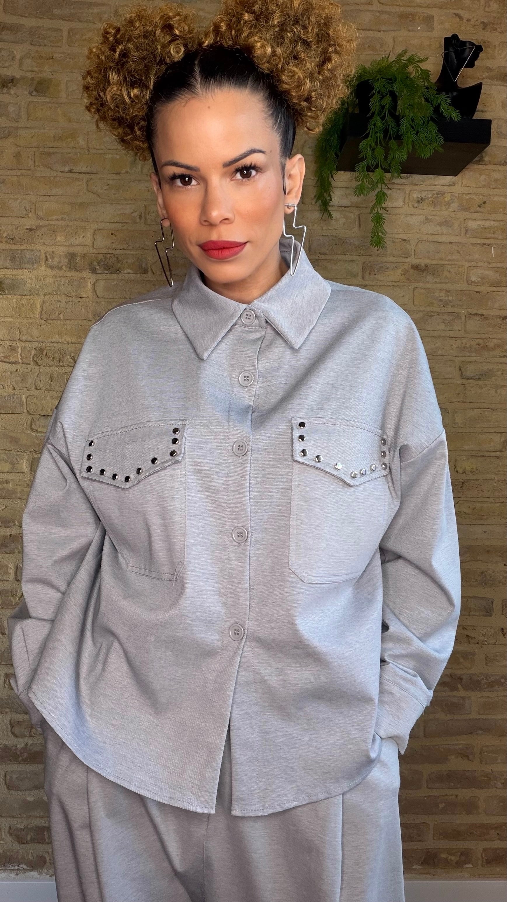 Sobrecamisa Tachuelas Gris