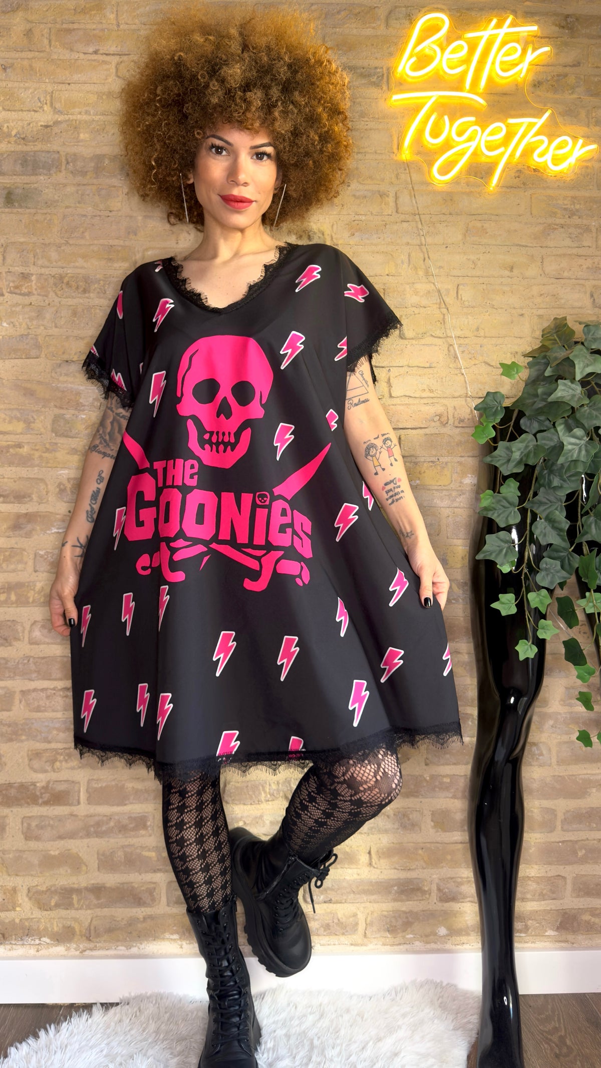 Vestido Puntilla Goonies - Exclusivo LOOFRO