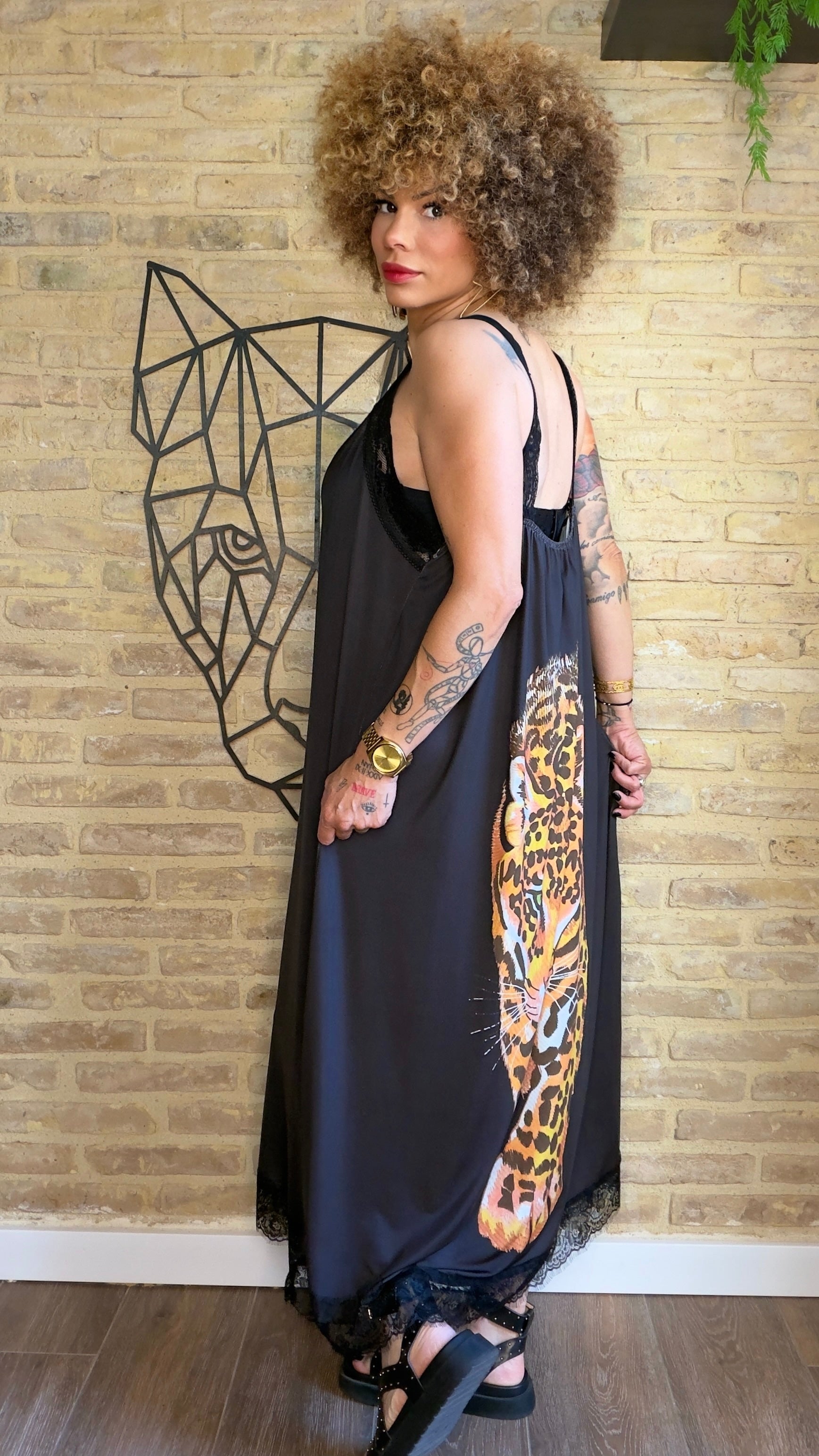 Vestido Lencero Encaje Tigre